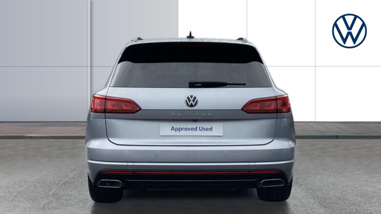 Volkswagen Touareg 3.0 V6 TDI 4Motion Black Edition 5dr Tip Auto Diesel Estate